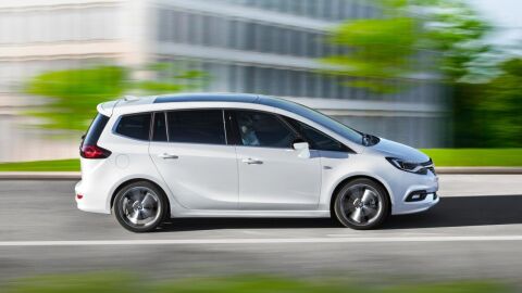 nuev-opel-zafira14