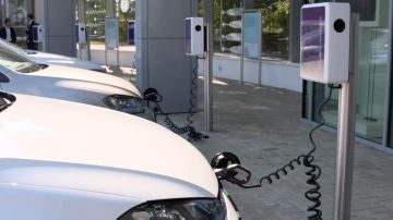 EV-vs.-Gasolina.jpg