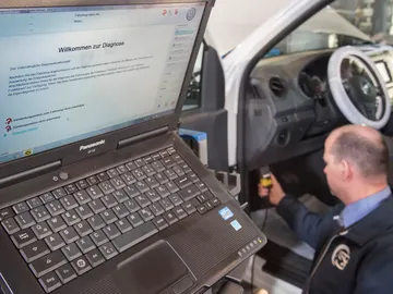 Volkswagen beginnt in Europa mit der Umsetzung der technischen Maßnahmen bei den EA189-Dieselmotoren Volkswagen beginnt in Europa mit der Umsetzung der technischen Maßnahmen bei den EA189-Dieselmotoren