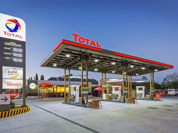 gasolinera-estacion-servicio-2017-01.jpg gasolinera-estacion-servicio-2017-01.jpg