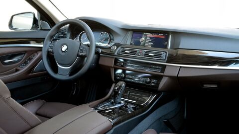 BMW-serie-5-robo-2016-02