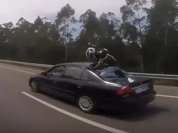 moto2.jpg moto2.jpg