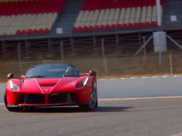 laferrari-aperta-barcelona-2016-01.jpg laferrari-aperta-barcelona-2016-01.jpg