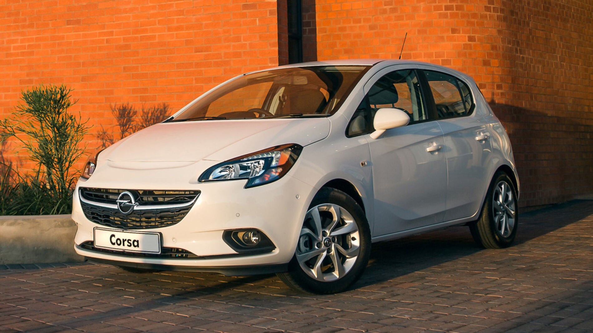 000corsa.jpg