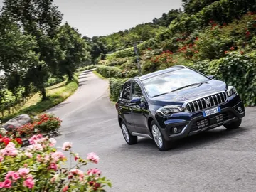 suzuki-s-cross6.jpg suzuki-s-cross6.jpg