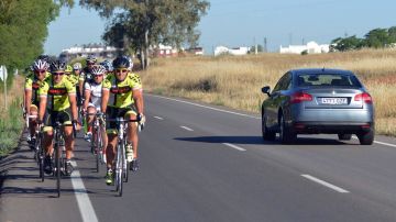 ciclista-carretera-dgt-0517-01.jpg