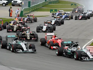 apple-formula-1-2016-01.jpg apple-formula-1-2016-01.jpg