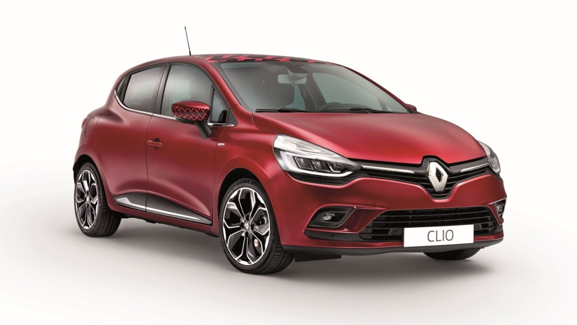 renault-clio-wolfnoir16.jpg