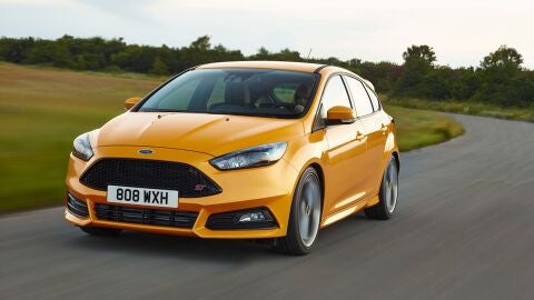 ford-focus-st-2015-51