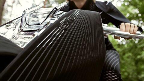 P90238718_highRes_bmw-motorrad-vision-