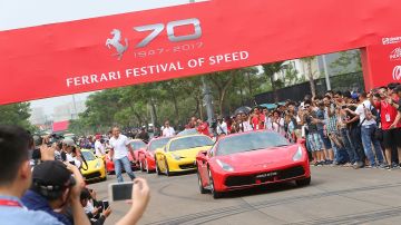 ferrari-tour-70-aniversario-0517-002.jpg