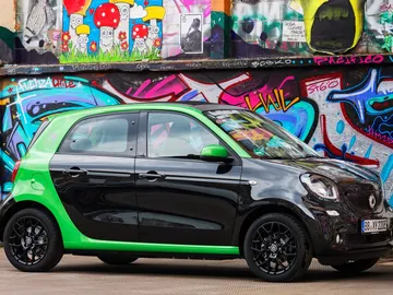 smart-fortwo-forfour-ed13.jpg smart-fortwo-forfour-ed13.jpg