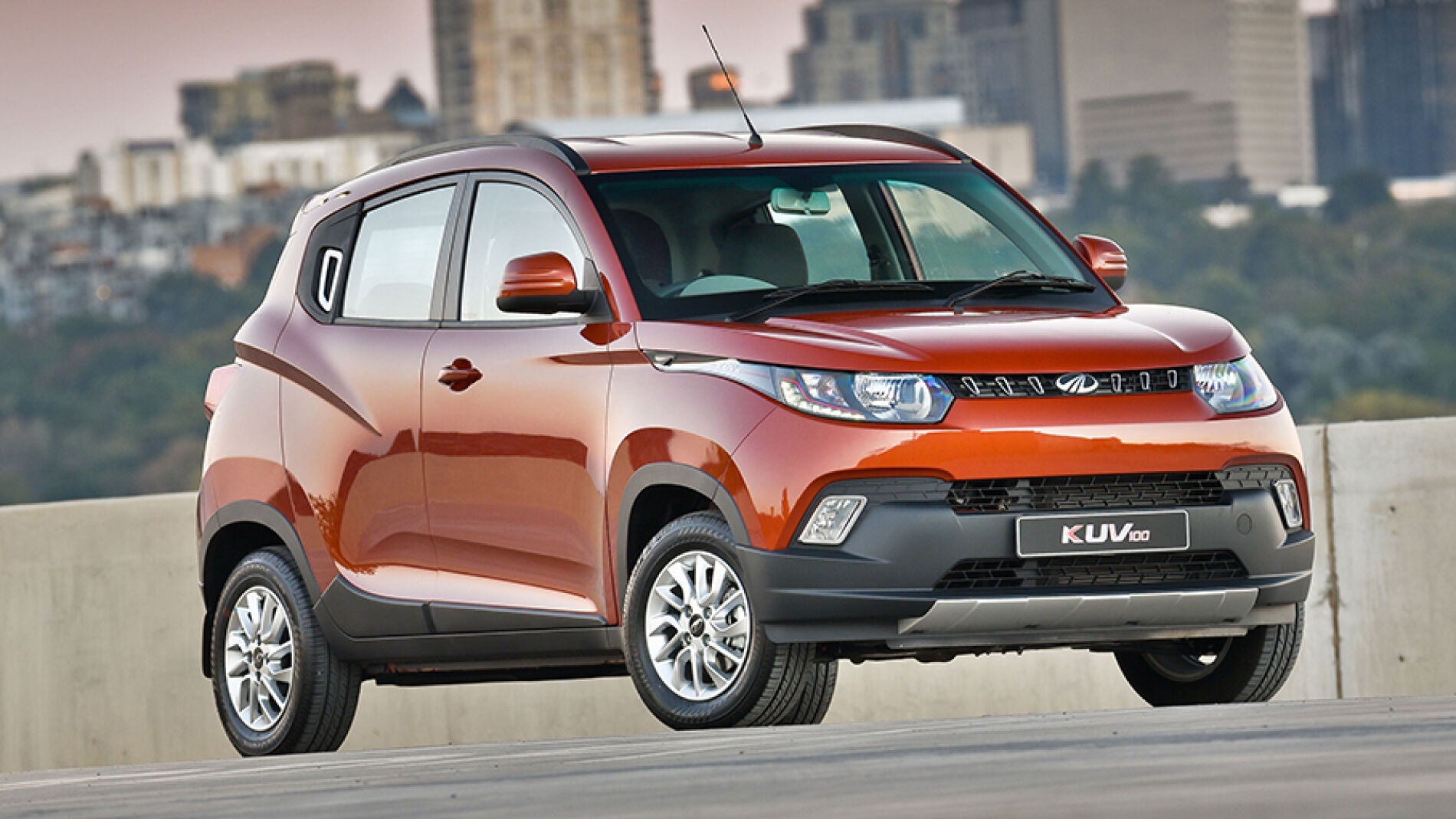 mahindra_kuv100_3.jpg