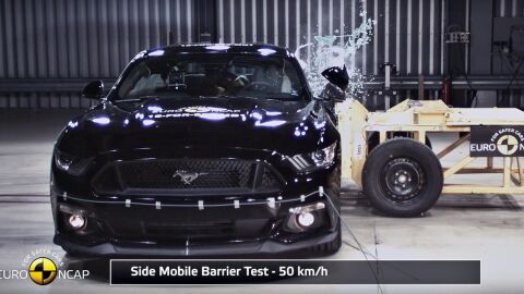 ford-mustang-2015-euroncap-0117-02