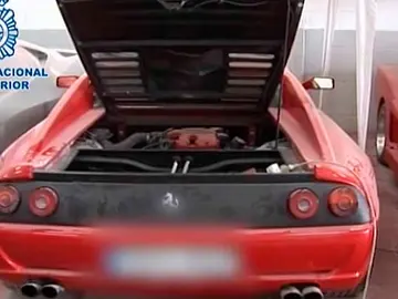 ferrari.jpg ferrari.jpg
