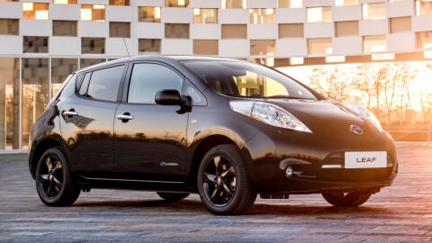 nissan_leaf_black_edition_2