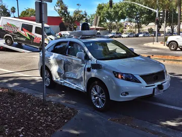 accidente-coche-autonomo-google-2016-01.jpg accidente-coche-autonomo-google-2016-01.jpg