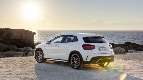 mercedes-gla14