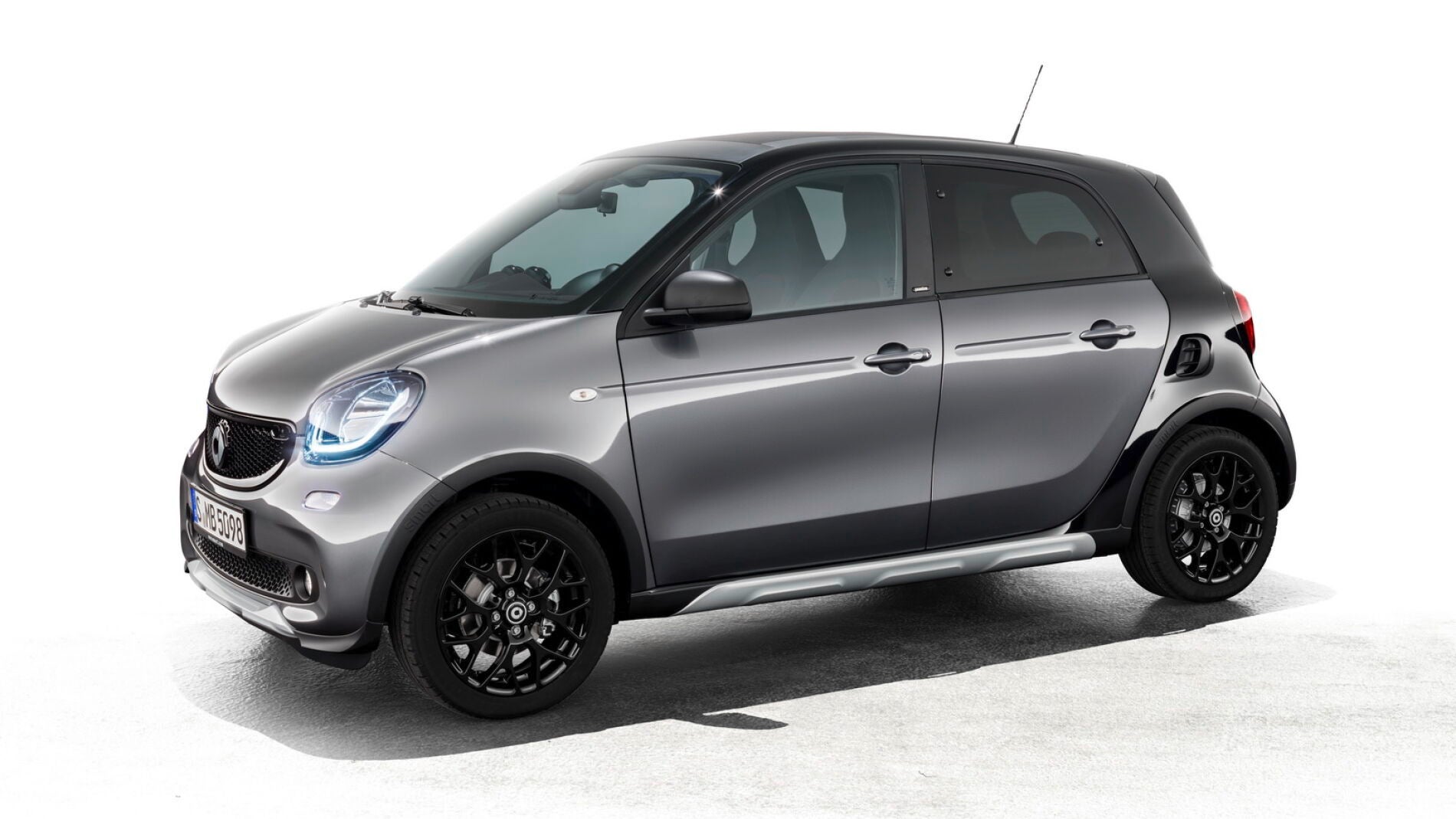 2018-smart-forfour-crosstown-2.jpg