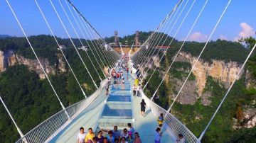 Puente de cristal