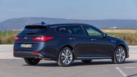 kia-optima-sportswagon21