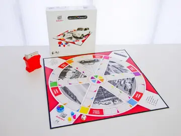 Trivial-Pursuit-SEAT.jpg Trivial-Pursuit-SEAT.jpg