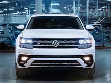 2018-volkswagen-atlas-r-line44.jpg 2018-volkswagen-atlas-r-line44.jpg