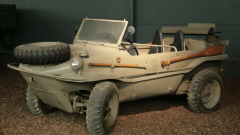 Schwimmwagen-kdf-wagen-volkswagen-01
