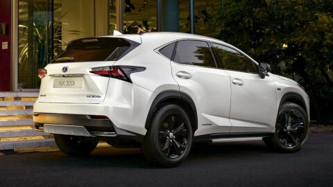 110002551-Lexus-NX-SE-Leaflet-SP_Hybrid-2