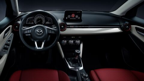 Mazda2-Sport-Red-Edition-03