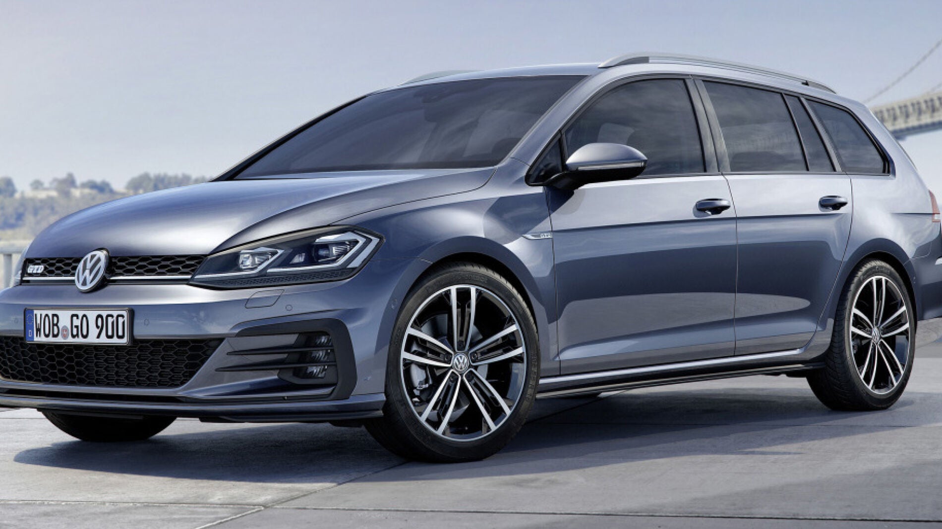 volkswagen_golf_gtd_variant_22.jpg