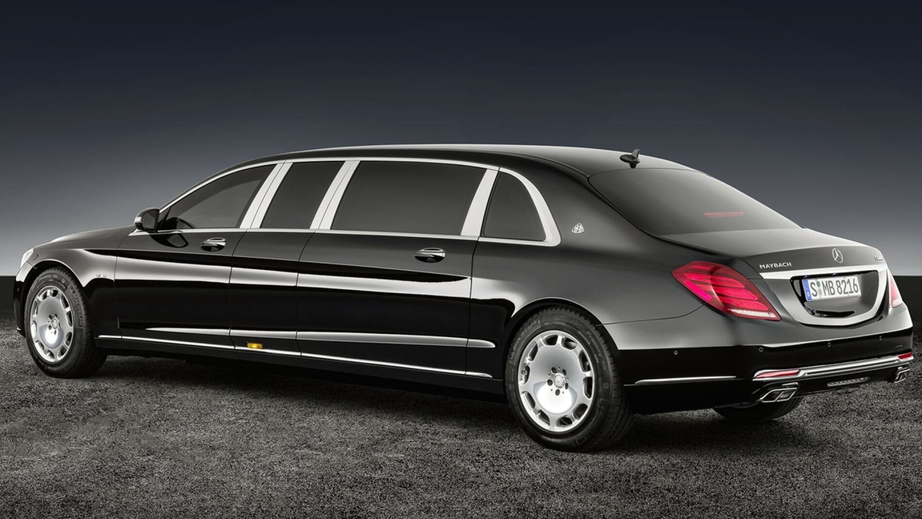 mercedes-maybach-s600-pullman-guard-2016-02.jpg