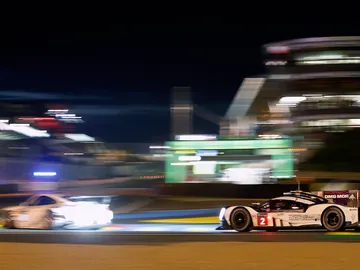 CC-Porsche-gana-Le-Mans-2016.jpg CC-Porsche-gana-Le-Mans-2016.jpg