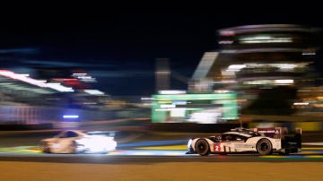 CC-Porsche-gana-Le-Mans-2016.jpg