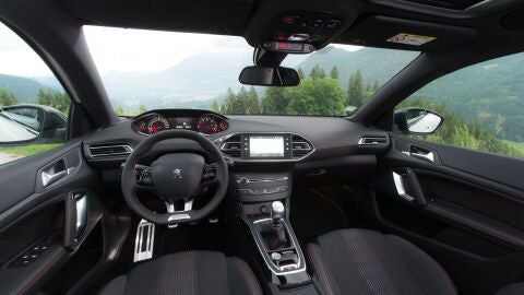 peugeot-308-2018-2