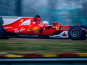 ferrari-monoplaza-2018-f1-1.jpg ferrari-monoplaza-2018-f1-1.jpg