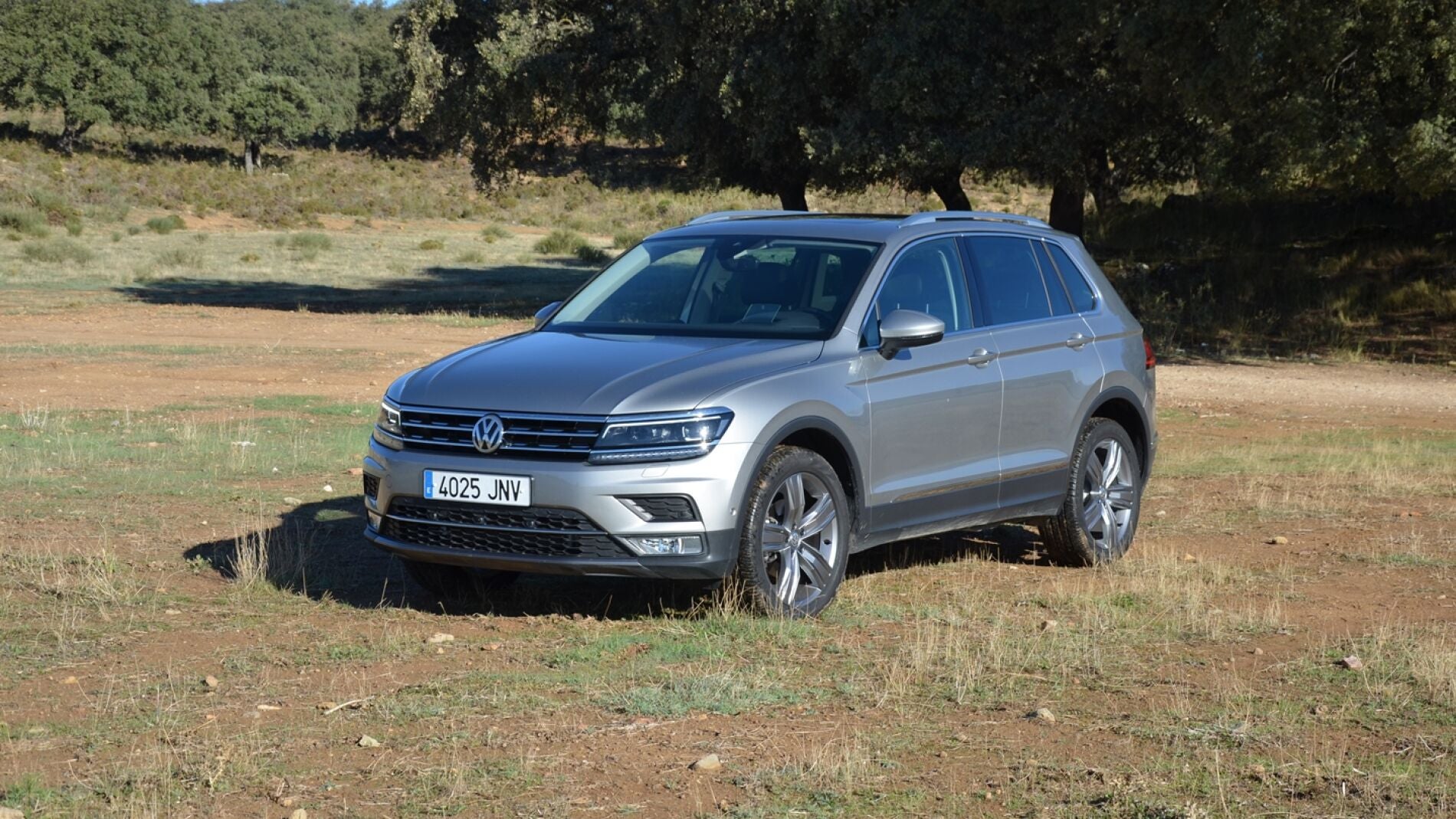 volkswagen-tiguan-tdi-150-clavero-1116-004.jpg