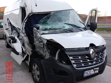 camioneta_505be02d.jpg camioneta_505be02d.jpg