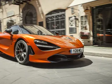mclaren-concesionario-espana-1117-02.jpg mclaren-concesionario-espana-1117-02.jpg