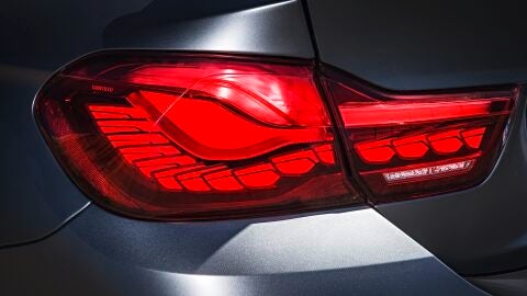 bmw-m4-gts-oled-1215-02