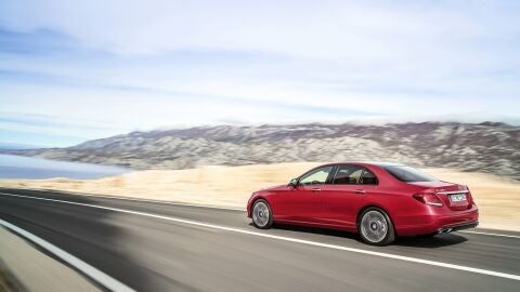 Mercedes-Benz E-Klasse Limousine (W 213) 2016Mercedes-Benz E-Cl