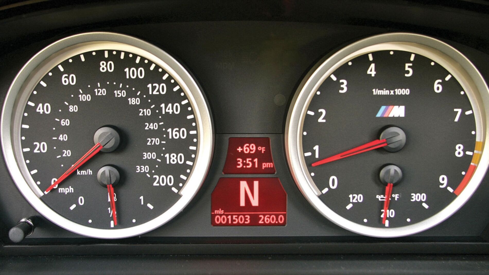 BMW-punto-muerto-caja-cambios-0917-01