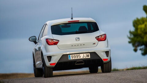 seat-ibiza-cupra-2016-07