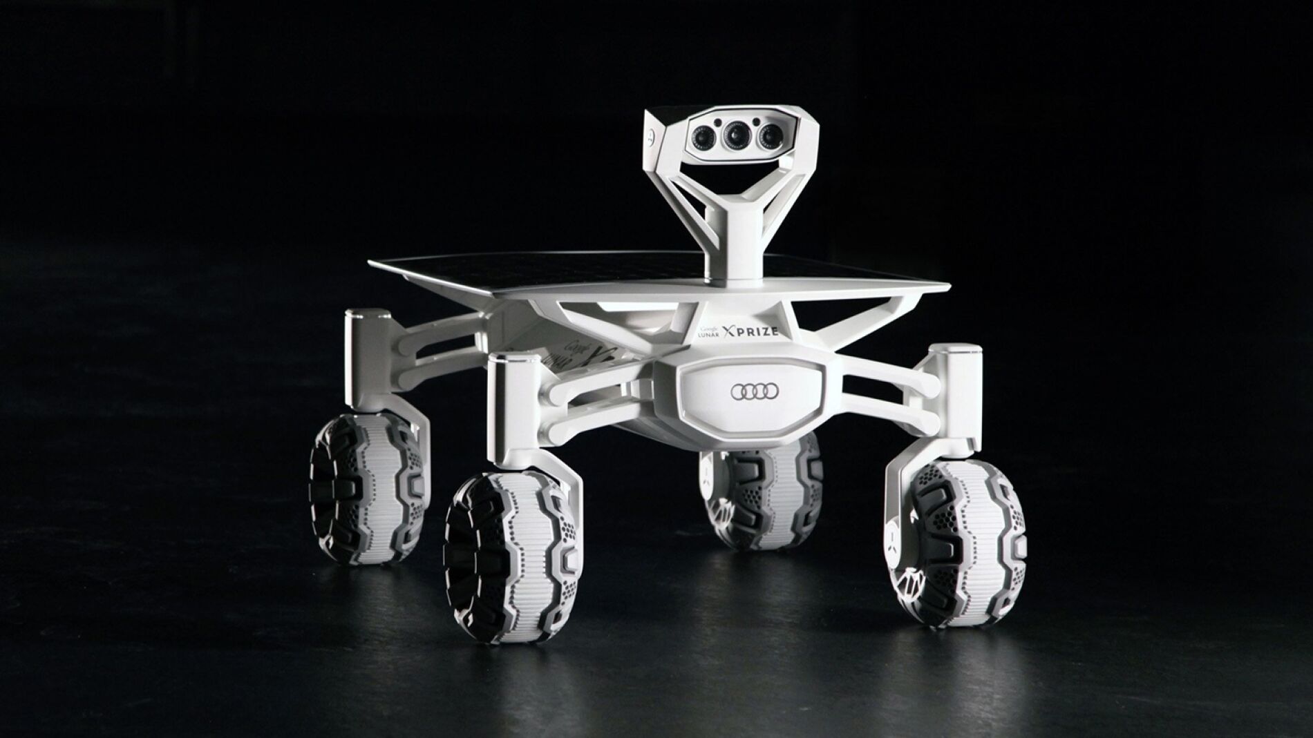 audi-lunar-quattro-google-130116-01.jpg