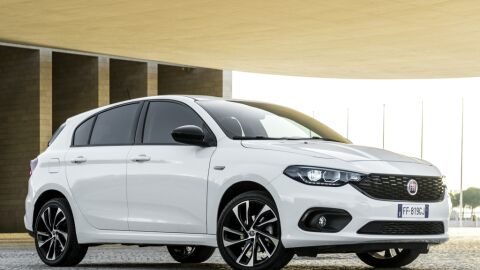 fiat_tipo_5-door_s-design_27