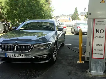530e_electrolinera1 530e_electrolinera1