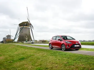 toyota-yaris-2017-cc-13.jpg toyota-yaris-2017-cc-13.jpg