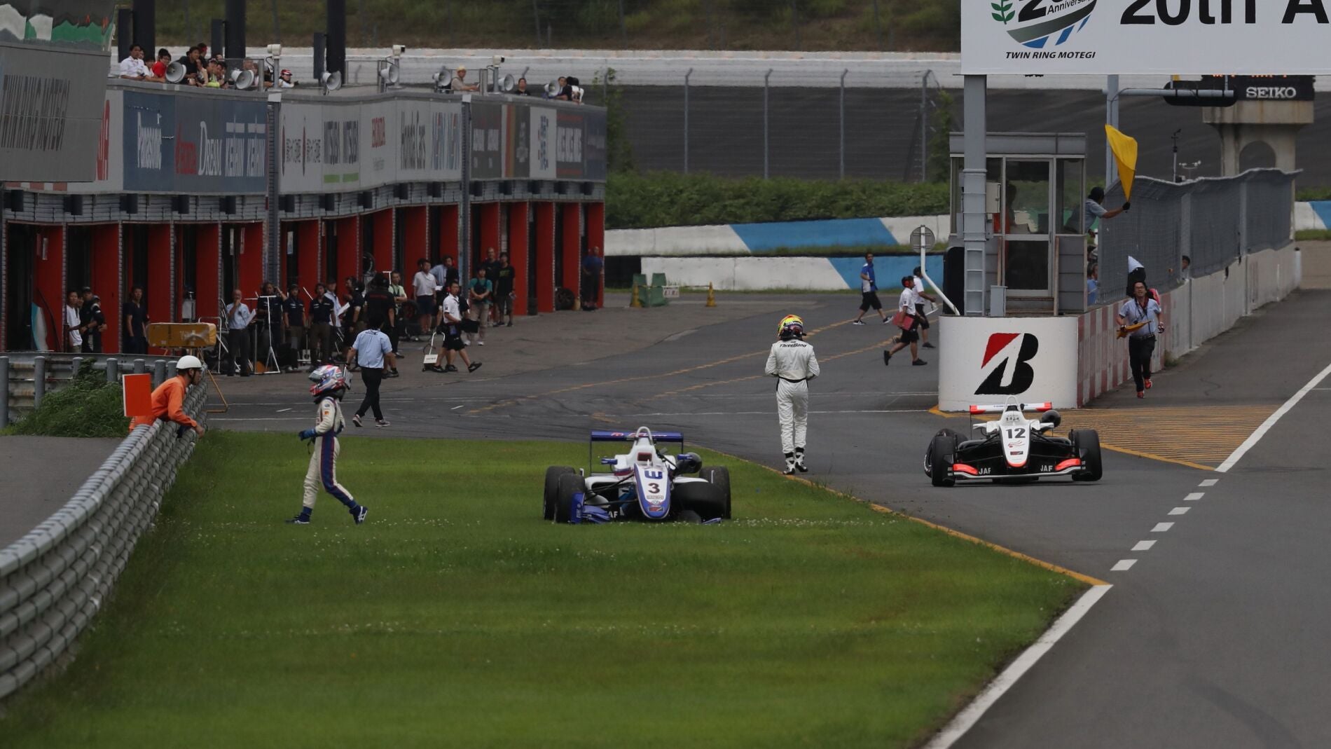 AlexPalouAccidenteF3JaponMotegi2017.jpg