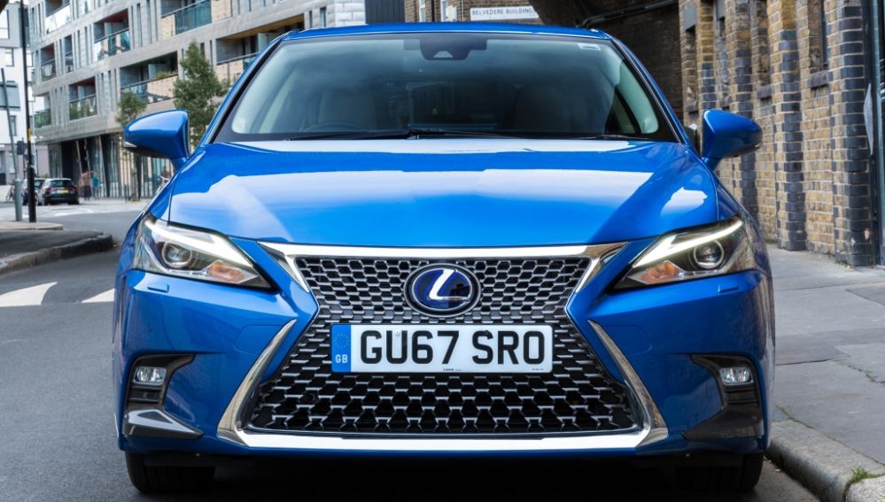 lexus_ct_200h_49.jpg