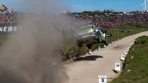 andreas-mikkelsen-wrc-2017-cerdeña (1)